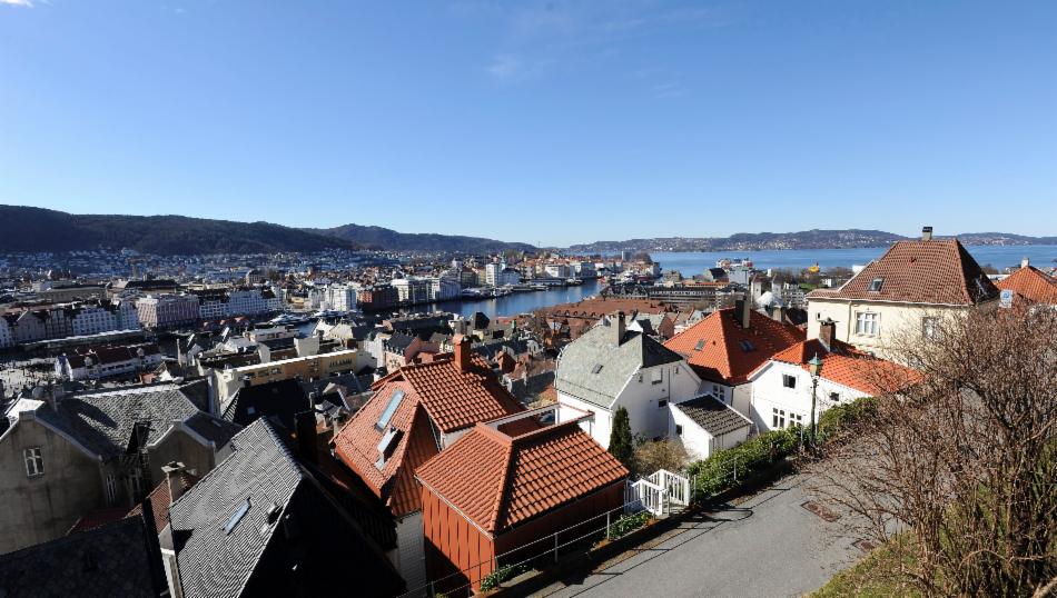 Bilde av hus og hustak i Bergen